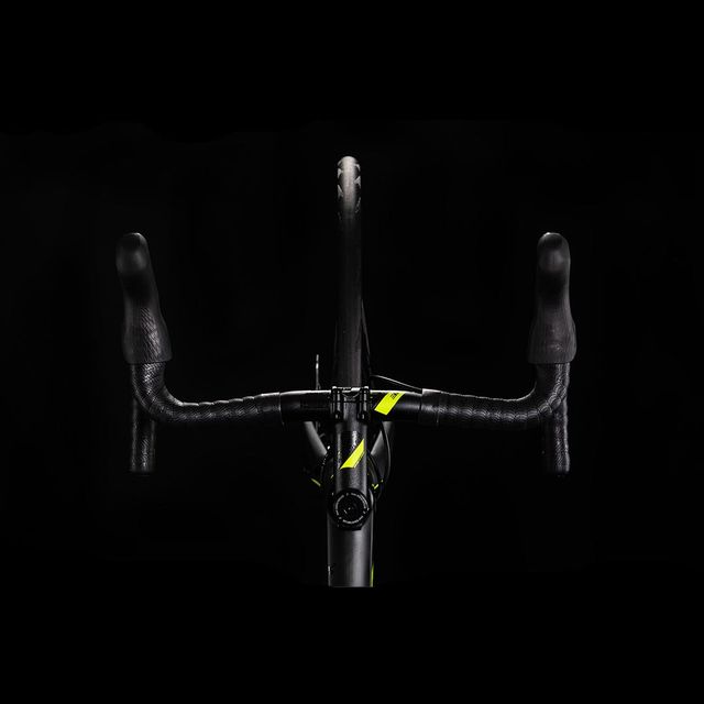 CUBE Attain GTC Race 2020 maantiepyörä CUBE Attain GTC Race 2020 maantiepyörä